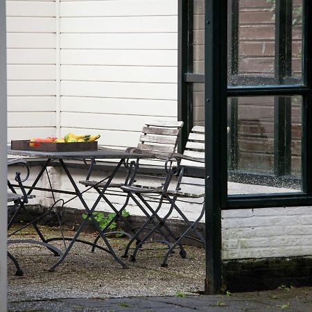 Fairytale Cottage In Nes Friesland With Garden 外观 照片