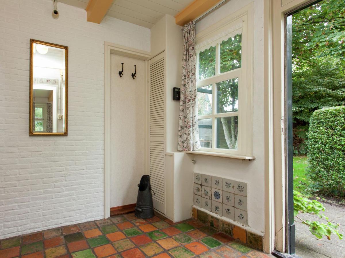 Fairytale Cottage In Nes Friesland With Garden 外观 照片
